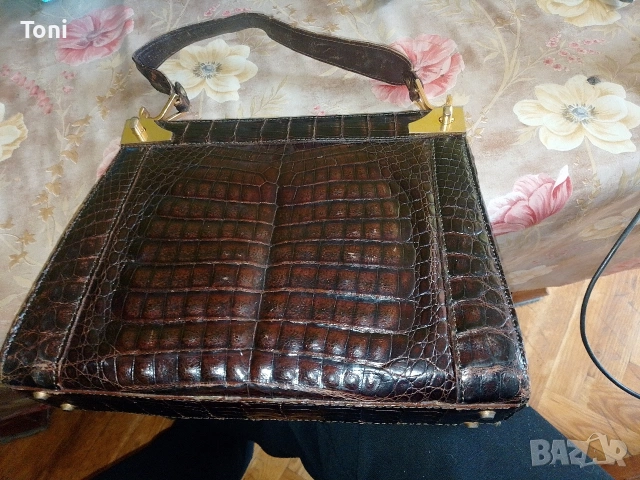винтидж ретро чантичка Marc Chantal, винтидж ретро чанта крокодилска кожа, снимка 3 - Чанти - 53993738