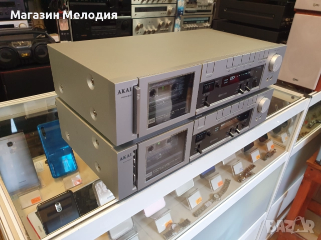 Касетен дек AKAI CS-F110 В отлично техническо и визуално състояние. Наличен само долният, горният де, снимка 6 - Декове - 51052513