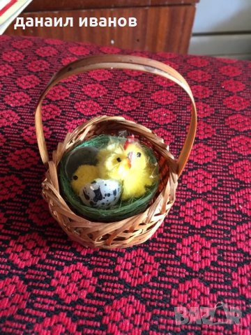 Мини пиленце в кошничка 7см