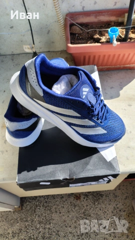 Adidas маратонки номер 44, стелка 28см, Левски, снимка 4 - Маратонки - 54279998