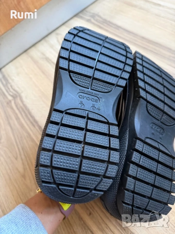 Оригинални дамски нови Чехли Crocs Classic Mega Crush Sandal ! 39/40 н, снимка 7 - Сандали - 51894773