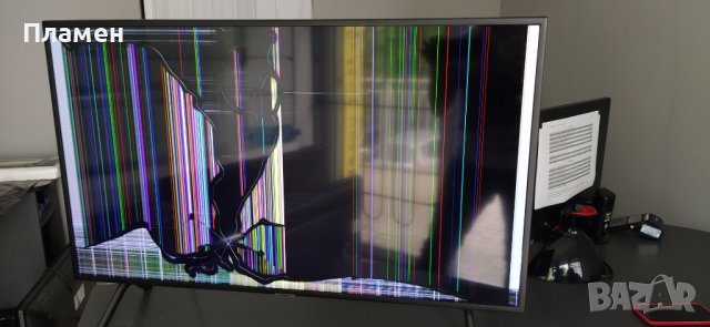 Samsung UE43RU7172U счупен дисплей