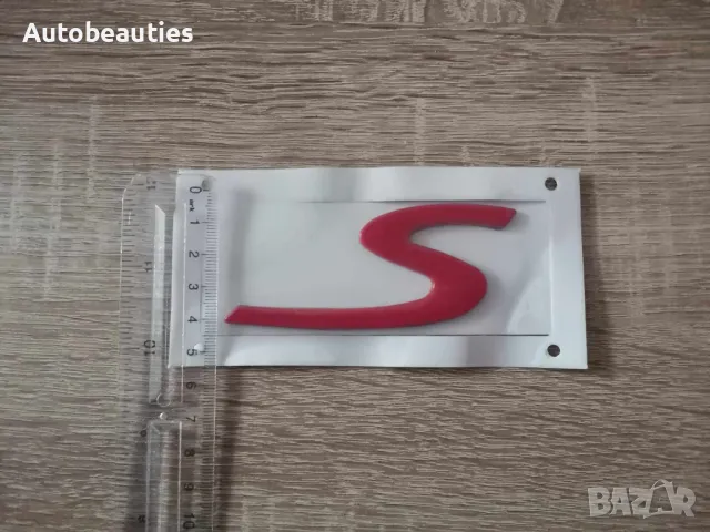 червена емблема Porsche S голям размер, снимка 5 - Аксесоари и консумативи - 48416427