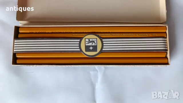 Кутия с моливи - 12 бр. - KOH-I-NOOR -Made in Czechoslovakia, снимка 6 - Антикварни и старинни предмети - 49843942