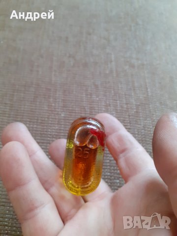 Стар одеколон Хризантема, снимка 5 - Други ценни предмети - 29676124