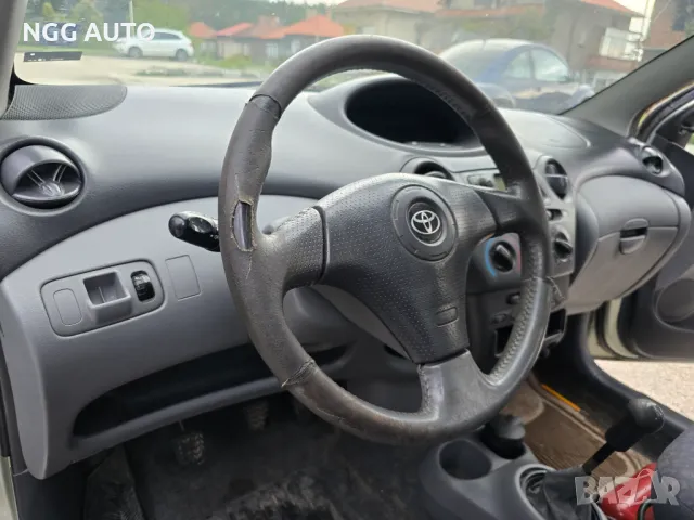 Toyota Yaris 1.4 D-4D, 2002 г. - на части!, снимка 11 - Автомобили и джипове - 48984168