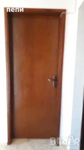 Интериорна врата без каса-Много запазена