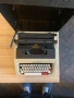 Пишешта машина OLIVETTI LETTERA 52, снимка 3