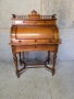 Красиво дървено бюро в ретро стил, снимка 1