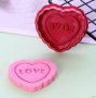 3D Сърце надпис LOVE пластмасов резец с релеф и бутало украса сладки торта фондан и др, снимка 1 - Форми - 30878612