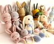 Зайче и дрънкалка ръчна изработка в неутрален цвят, плетени зайчета, играчка за бебе, бежово зайче , снимка 12