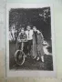 Снимка стара на реката с велосипед, снимка 1