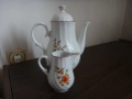 Български порцеланов чайник и латиера, снимка 3