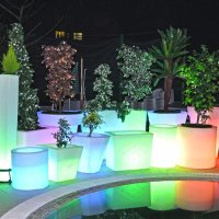 Уникални светещи саксии за дома, градината, заведения, лятни градини!!, снимка 1 - Саксии и кашпи - 26427564