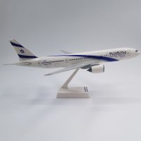самолет Boeing 777-200 EL AL Israel Airlines 4X-ECC Pacmin - мащаб 1:100 (32 см.) пластмасов модел, снимка 7 - Колекции - 32110733