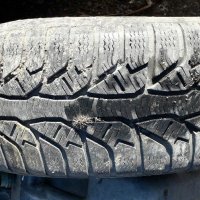 Продавам 3 бр зимни гуми с джанти 14 цола от рено лагуна, снимка 2 - Гуми и джанти - 31132574