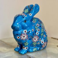 Деко фигура - Порцеланов заек на цветя (син), снимка 3 - Декорация за дома - 39370408