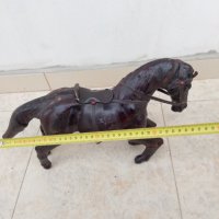 Стара кожена статуетка на кон, снимка 3 - Антикварни и старинни предмети - 31771589