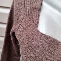 Дамски пуловер в кафяво , снимка 3 - Блузи с дълъг ръкав и пуловери - 38978498