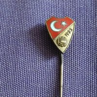 Футболна значка на Турция винтидж емайл, снимка 2 - Футбол - 38773855