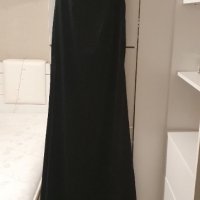 Черна сатенена рокля 