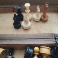 шах в дървена кутия и магнитни фигури за шах. , снимка 13 - Антикварни и старинни предмети - 44444369