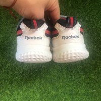 Маратонки Reebok, снимка 4 - Детски маратонки - 34107002