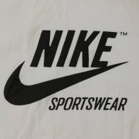 Nike Sportswear оригинална тениска M Найк спортна фланелка, снимка 4 - Спортни дрехи, екипи - 37829149