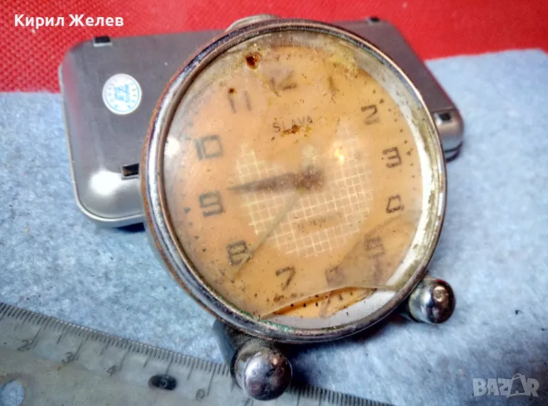SLAVA 11 JEWELS MADE in USSR Стар КОЛЕКЦИОНЕРСКИ РУСКИ МЕХАНИЧЕН БУДИЛНИК СЛАВА 44040, снимка 1