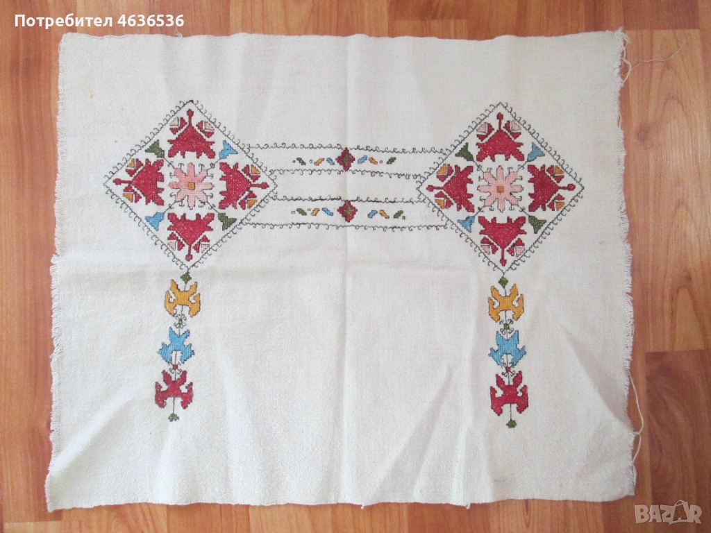Мотив за възглавница , ръчно тъкан и бродиран, 47х39см., снимка 1