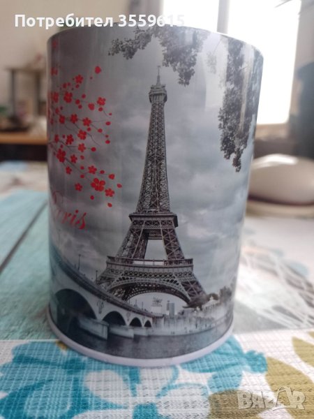 метална поставка за химикалки от Париж, Франция. С Айфеловата кула., снимка 1