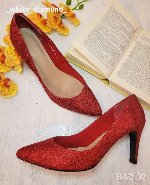 Красиви брокатени червени дамски обувки на ток номер 41 , снимка 1