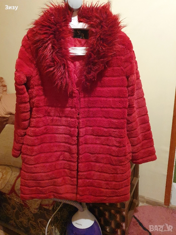 Червено пухено палто Хл размер , снимка 1