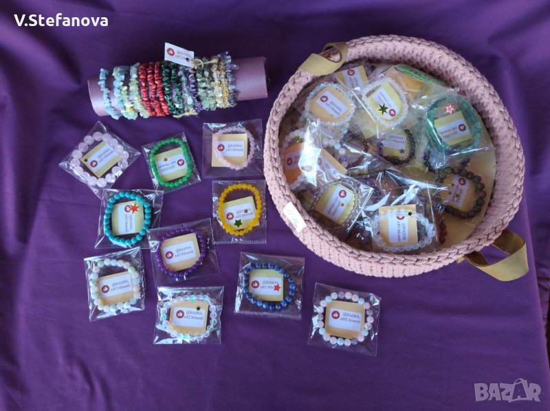 ГРИВНИ от натурални полускъпоценни камъни. Чудесен подарък.. , снимка 1