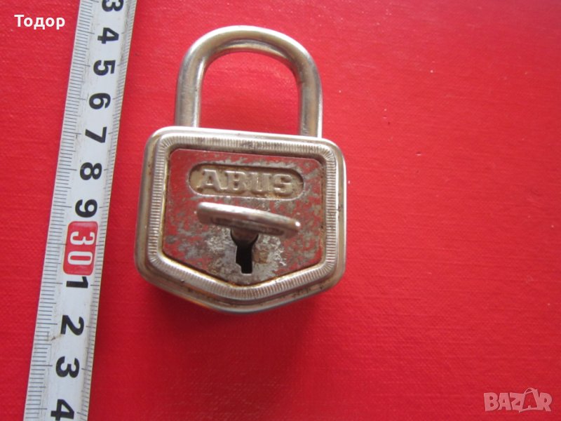 Стар немски катинар с ключ ключе , снимка 1