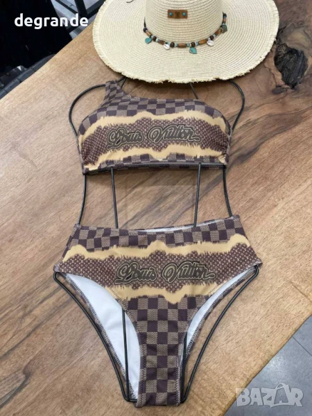 Бански комплект от две части Louis Vuitton, снимка 1