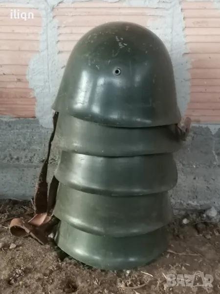 5 Броя военни каски. Разгледайте и останалите ми обяви. 59,99лв.  , снимка 1