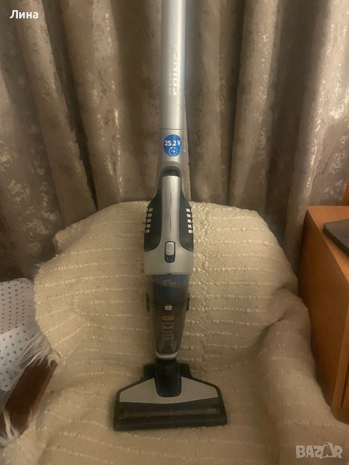 Безжична прахосмукачка Филипс за ремонт или части, снимка 1