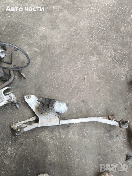 Моторче и Механизъм Предни Чистачки Дачия Дъстер - Сандеро - Логан - 0390241544 - 3397020879, снимка 1