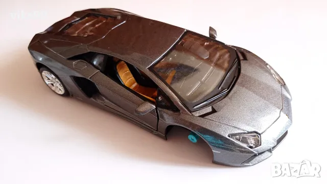 Lamborghini Aventador LP700-4 MAISTO - Мащаб 1:24, снимка 8 - Колекции - 56019521