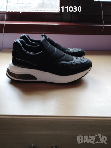 Маратонки черни спортни номер 40