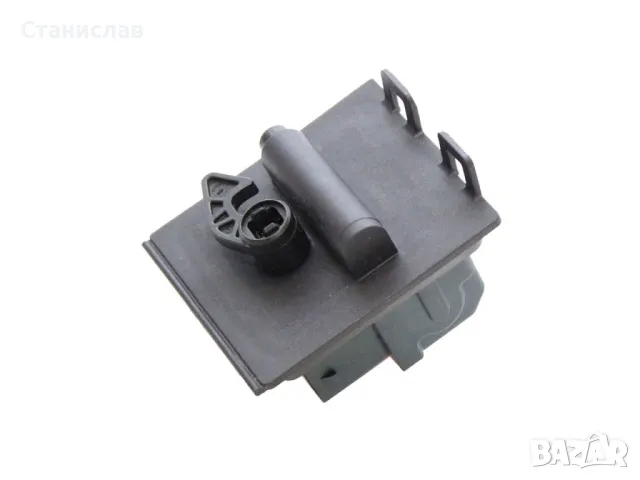 Mercedes ML / GLE W166 Моторче за заключване на резервоар , снимка 4 - Части - 50303106