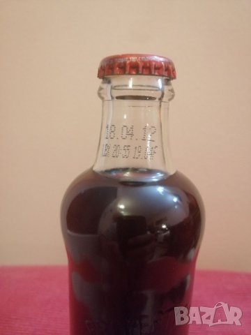 Колекционерска бутилка Кока Кола, неотваряна. , снимка 3 - Колекции - 31939801