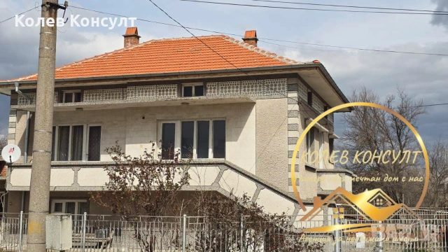 Къща село Златополе