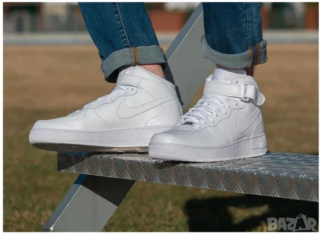 NIKE AIR FORCE 1 MID номер 43,5-44 оригинални маратонки , снимка 7 - Маратонки - 48286377