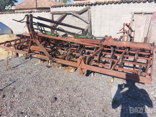 Култиватор 4.50 турски, снимка 1 - Селскостопанска техника - 52969131