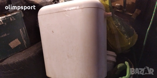 тоалетно казанче в добро състояние