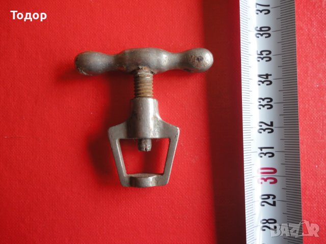 Старинна бронзова стяга 