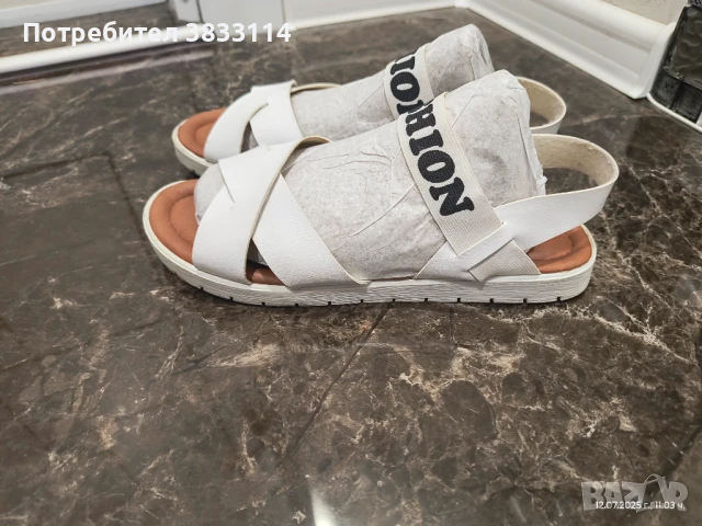 Дамски бели сандали, снимка 1