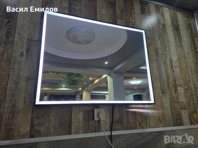 Огледало с рамка ,с LED осветление 90 х 70